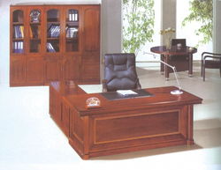 順德長鑫辦公家具集團 卓越辦公臺產品，打造高效專業辦公環境